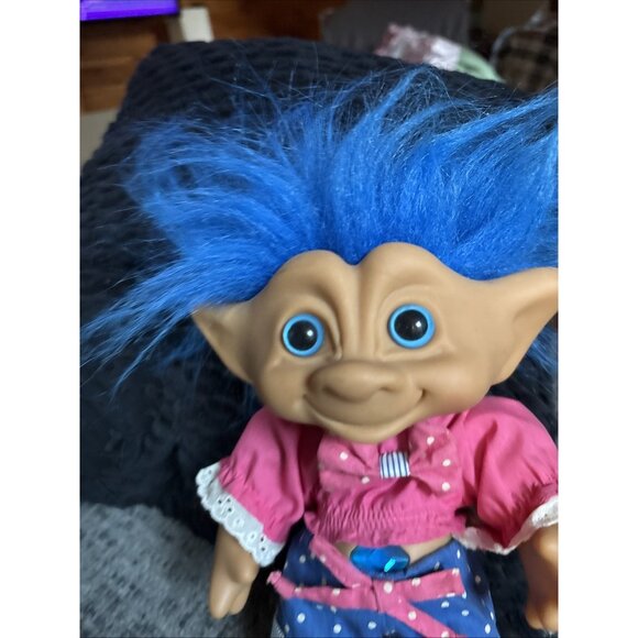 Vintage Troll Doll Set Of 5 With Blue Hair Pink Outfit & Assorted Styles - Picture 3 of 16